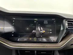 2022 Volkswagen Touareg 3.0TSI Black Sport Package, чёрный — фото 16