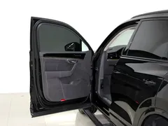 2022 Volkswagen Touareg 3.0TSI Black Sport Package, чёрный — фото 26