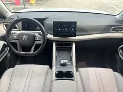 2024 BYD Yuan UP 401km Vitality, белый — фото 5