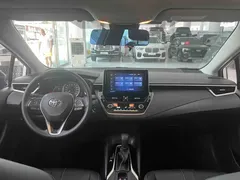 2021 Toyota Corolla TNGA 1.5L CVT Elite, белый — фото 13