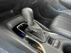 2021 Toyota Corolla TNGA 1.5L CVT Elite, белый — фото 19
