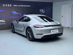 2019 Porsche 718 Cayman T 2.0T — фото 13