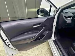 2022 Toyota Levin 185T CVT Luxury, белый — фото 12