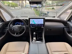 2024 Toyota Alphard Hybrid 2.5L Premium — фото 11