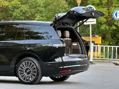 2026 Nio ES8 Luxury, чёрный — фото 5