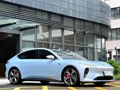 2022 Nio ET5 75kWh, синий — фото 3
