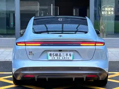 2022 Nio ET5 75kWh, синий — фото 9
