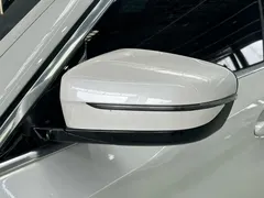 2022 BMW 5 Series 5 530Li M, белый — фото 14