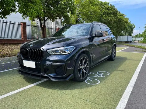 2023 BMW X5 40Li M Sport Package