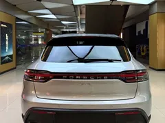 2023 Porsche Macan 2.0T — фото 18
