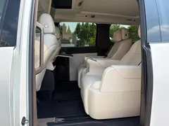 2024 Li Auto MEGA Ultra, белый — фото 7