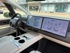 2024 Li Auto MEGA Ultra, белый — фото 15