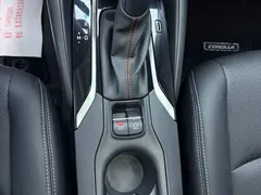 2021 Toyota Corolla 1.2T S-CVT Elite, белый — фото 13