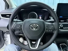 2021 Toyota Corolla 1.2T S-CVT Elite, белый — фото 14