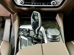 2022 BMW 5 Series 5 525Li M, чёрный — фото 14