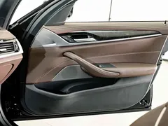 2022 BMW 5 Series 5 525Li M, чёрный — фото 15