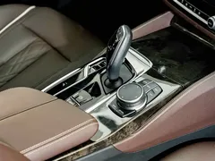 2022 BMW 5 Series 5 525Li M, чёрный — фото 18