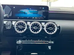 2021 Mercedes-Benz A-Class A 200 L — фото 14