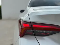 2023 Toyota Avalon 2.0L Luxury, белый — фото 20