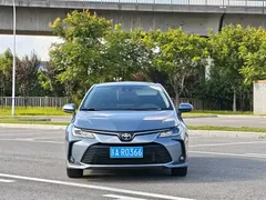 2021 Toyota Corolla Hybrid 1.8L E-CVT Elite — фото 2
