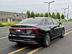 2025 Hongqi H5 1.5T DCT, чёрный — фото 7