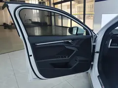2022 Audi A3 Sportback 35 TFSI, белый — фото 7