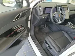 2025 Hongqi HS3 PHEV 117km, белый — фото 21