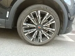 2025 Hongqi HS5 2.0T 4WD Pro, чёрный — фото 12