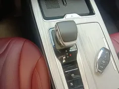 2025 Hongqi HS5 2.0T 4WD Pro, чёрный — фото 19