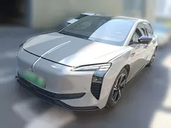 2024 Hongqi EH7 760 Pro+ 4WD — фото 3