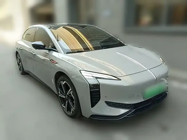 2024 Hongqi EH7 760 Pro+ 4WD