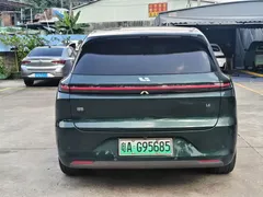 2024 Li Auto L6 Pro, зелёный — фото 3