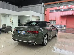 2023 Audi A5 Cabriolet 40 TFSI, зелёный — фото 23