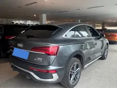 2021 Audi Q5L Sportback 40 TFSI — фото 9