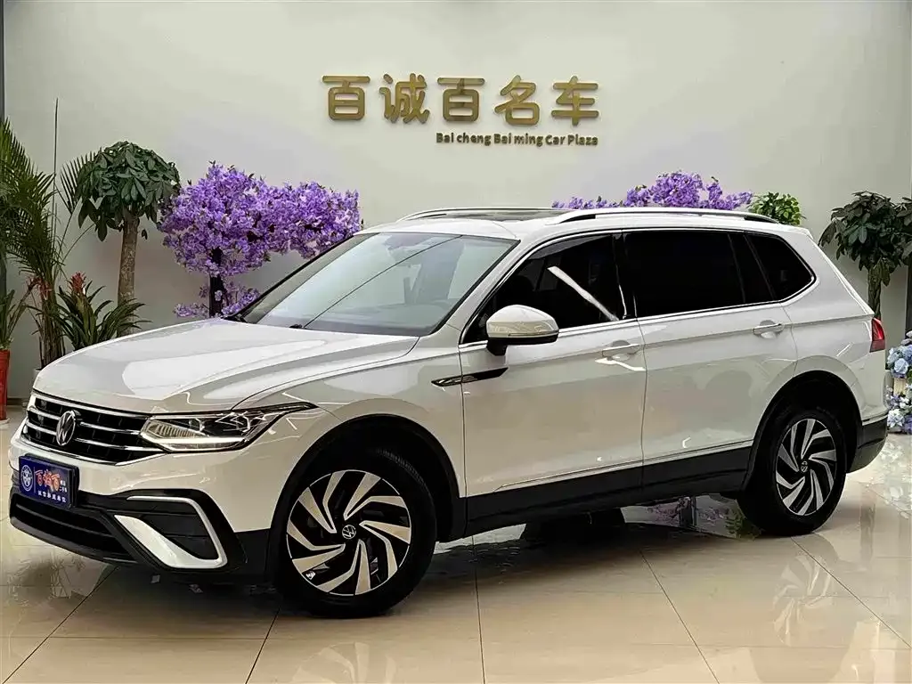 2023 Volkswagen Tiguan L 330TSI AT 2WD