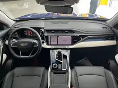 2022 Geely Atlas 1.8T DCT Smart, синий — фото 10