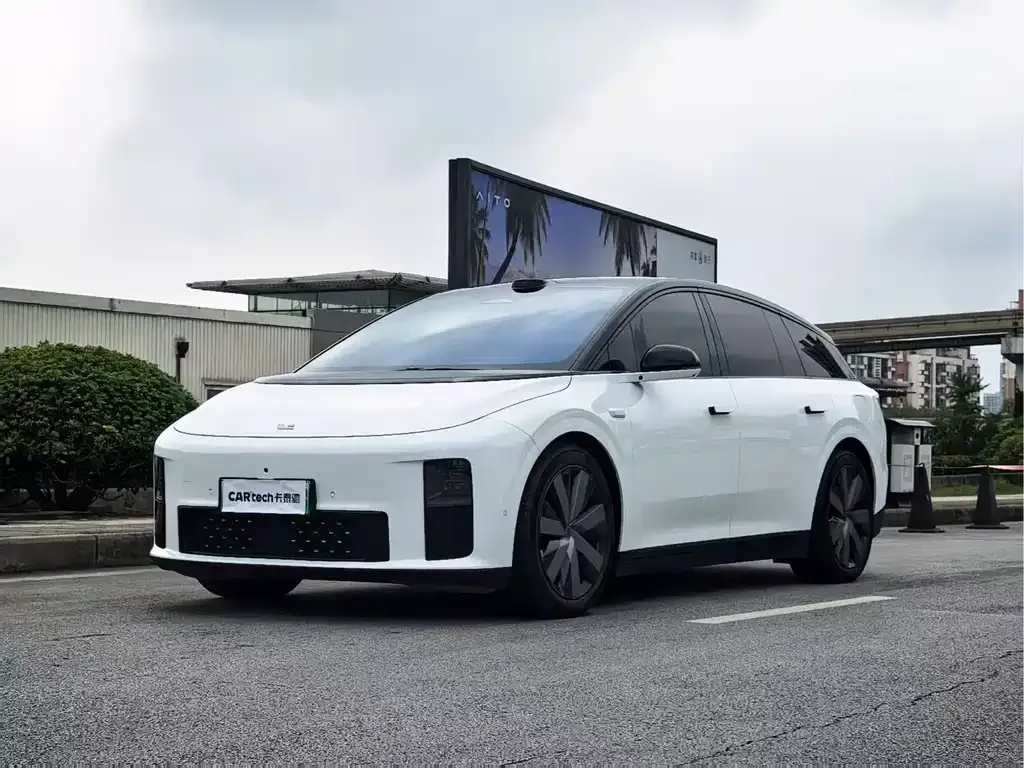 2025 Li Auto i6 4WD