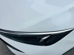 2024 BYD Qin L DM-i 80KM, белый — фото 19