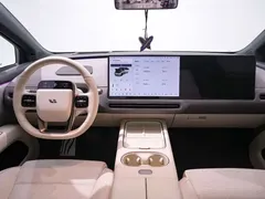 2025 Li Auto i6 2WD Standard, белый — фото 15