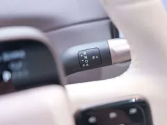 2025 Li Auto i6 2WD Standard, белый — фото 19