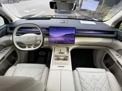 2026 Nio ES8 Luxury, чёрный — фото 5