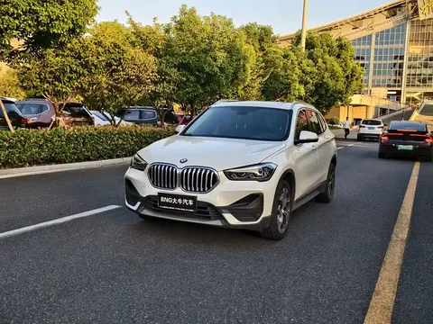 2022 BMW X1