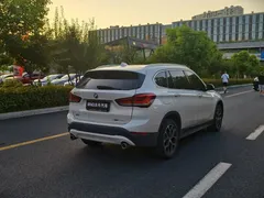 2022 BMW X1, белый — фото 4