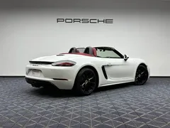 2020 Porsche 718 Boxster 2.0T, белый — фото 2