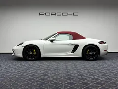 2020 Porsche 718 Boxster 2.0T, белый — фото 3