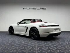 2020 Porsche 718 Boxster 2.0T, белый — фото 10