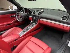 2020 Porsche 718 Boxster 2.0T, белый — фото 11