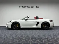 2020 Porsche 718 Boxster 2.0T, белый — фото 14