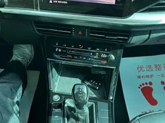 2022 Volkswagen Passat 330TSI Luxury, чёрный — фото 12