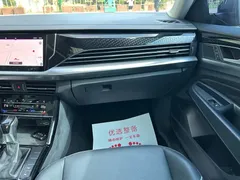 2022 Volkswagen Passat 330TSI Luxury, чёрный — фото 13